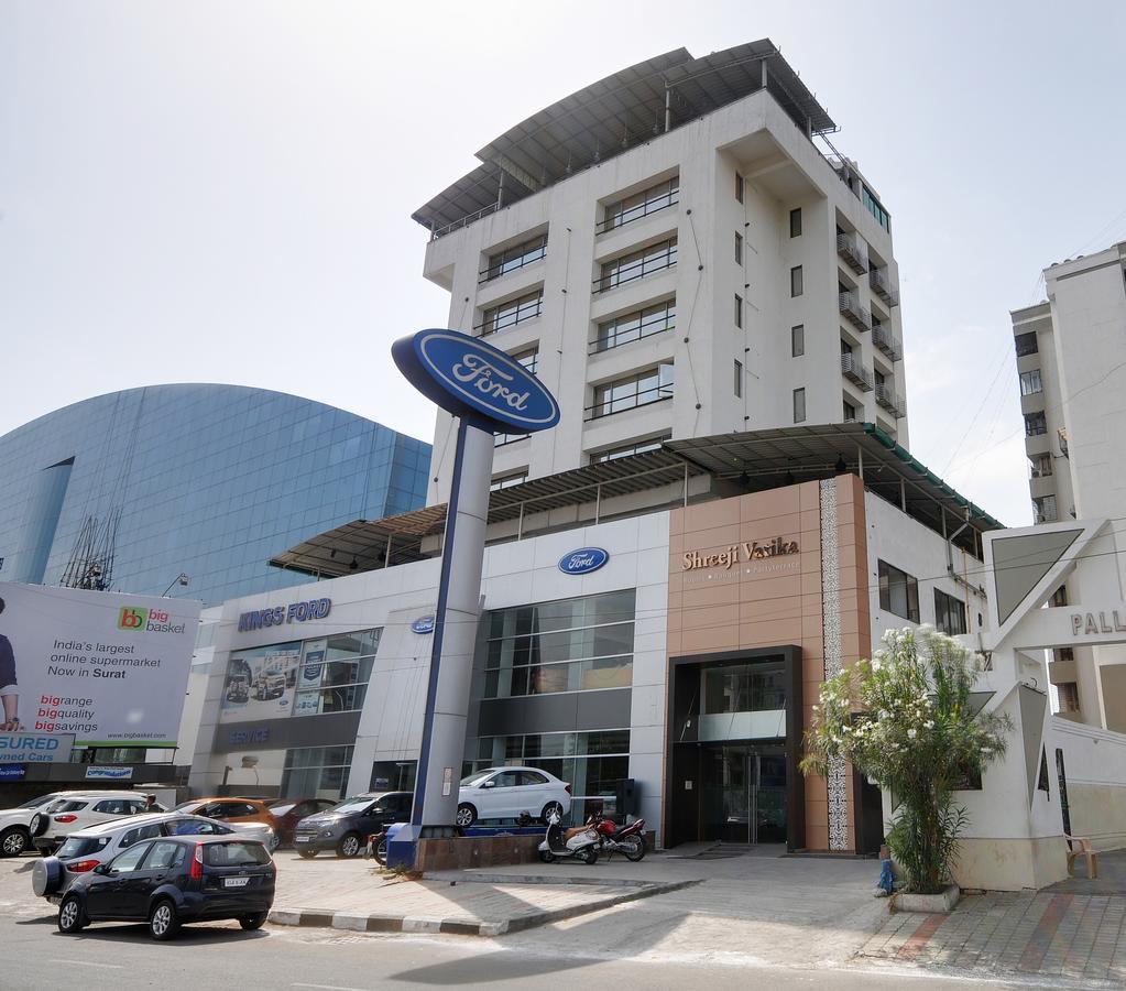 Shreeji Vatika Hotel Surat Exterior foto